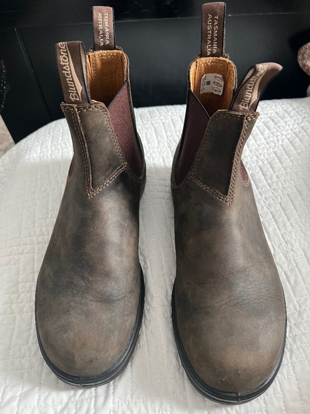 Blundstone Classic Chelsea Boot Mens 7/Womens 9